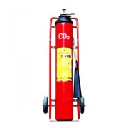 binh-chua-chay-khi-co-xe-day-c02-mt24